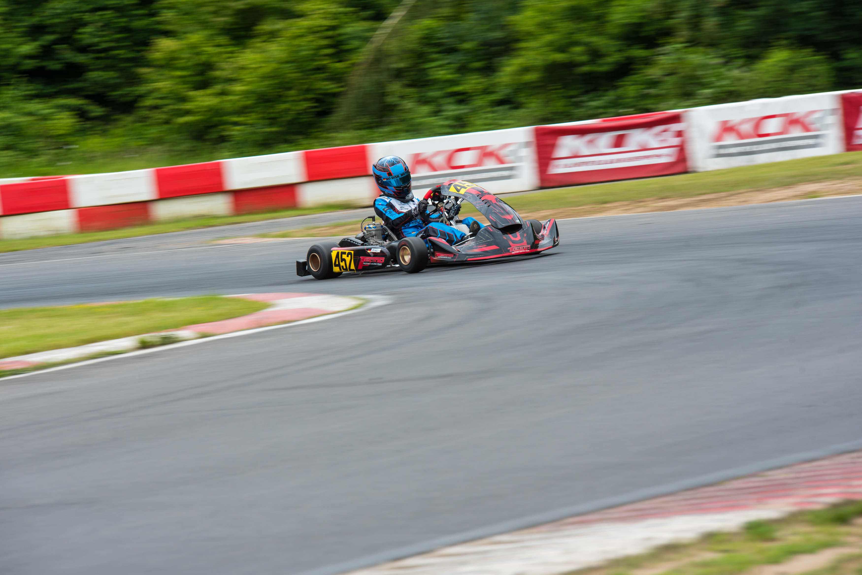 Wide angle of the track